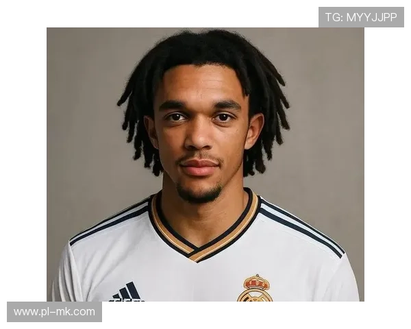 足球球星同款T恤品牌推荐 打造明星球员同款穿搭风潮